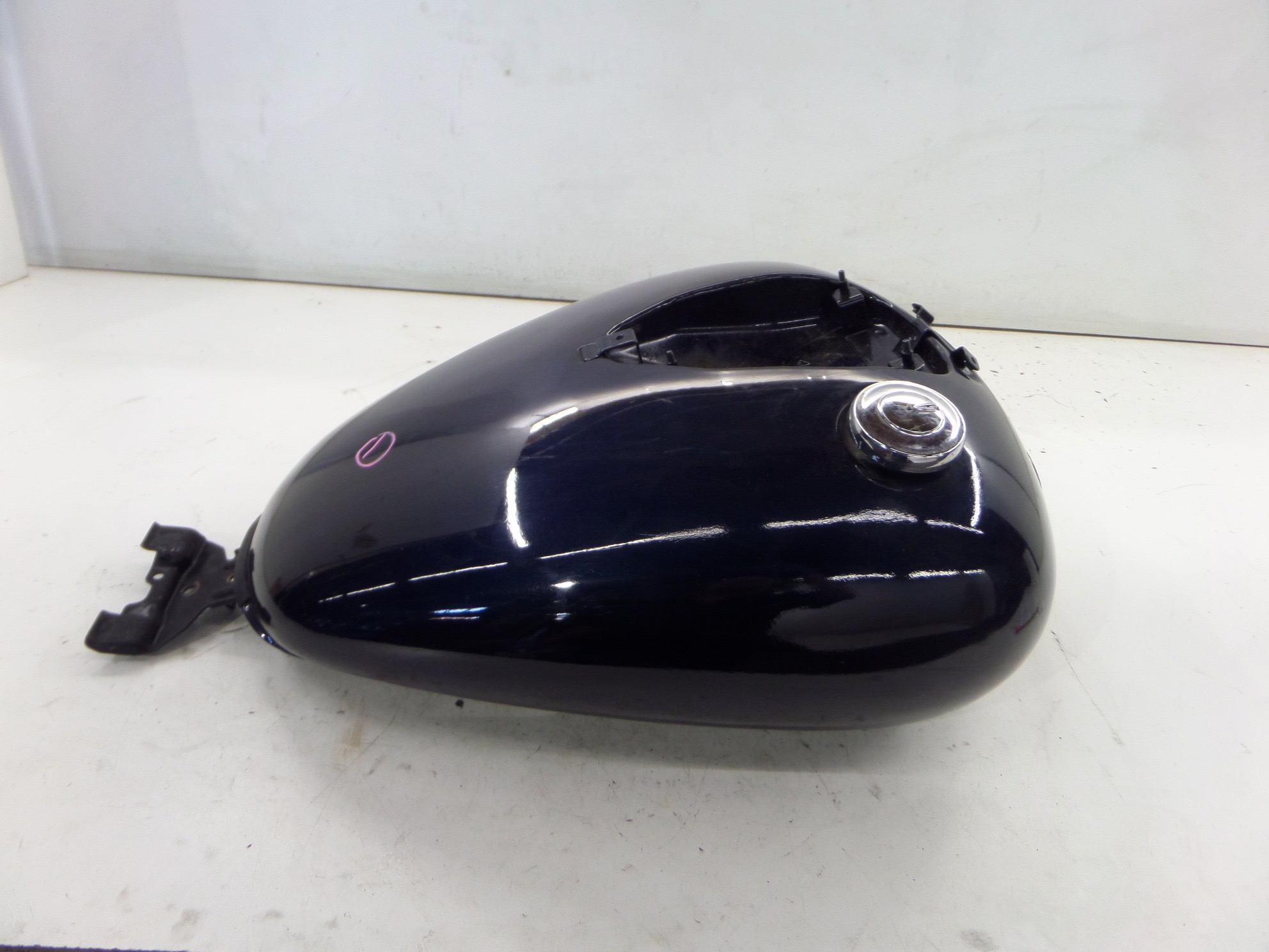 2005 yamaha v star 1100 gas cap